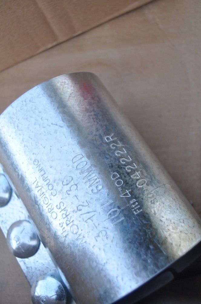 MORRIS COUPLING 3 1/2 -3C GALVANIZED Compression Coupling FITS 4IN OD PIPE NEW