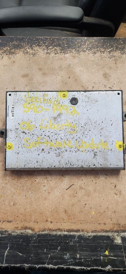 Engine ECM Electronic Control Module 3.7L Automatic Fits 06 LIBERTY 1269560