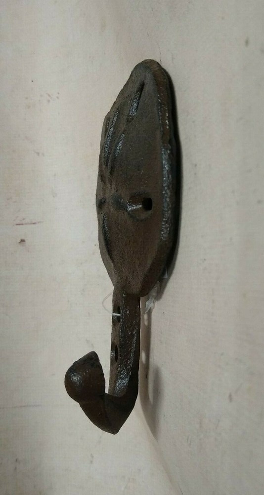 Towel Hat Bath Nautical SAND DOLLAR WALL HOOK Beach Shore Rust Finish