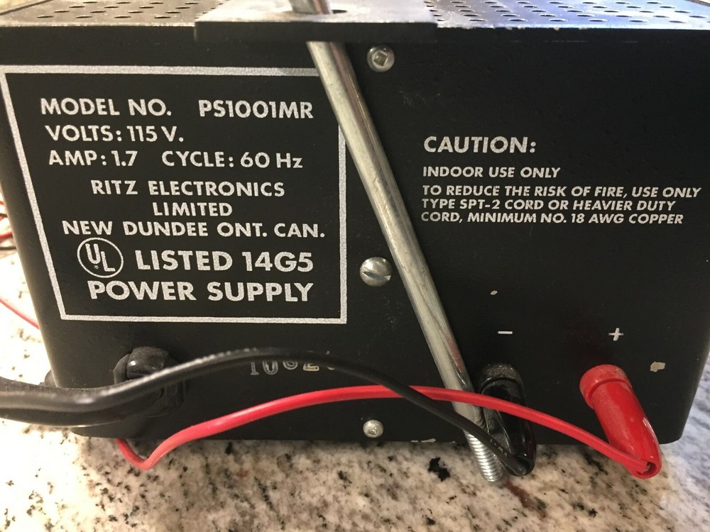 Ritz Electronics PS1001MR Power supply 13.8VDC 8A magnetic Regulated Model
