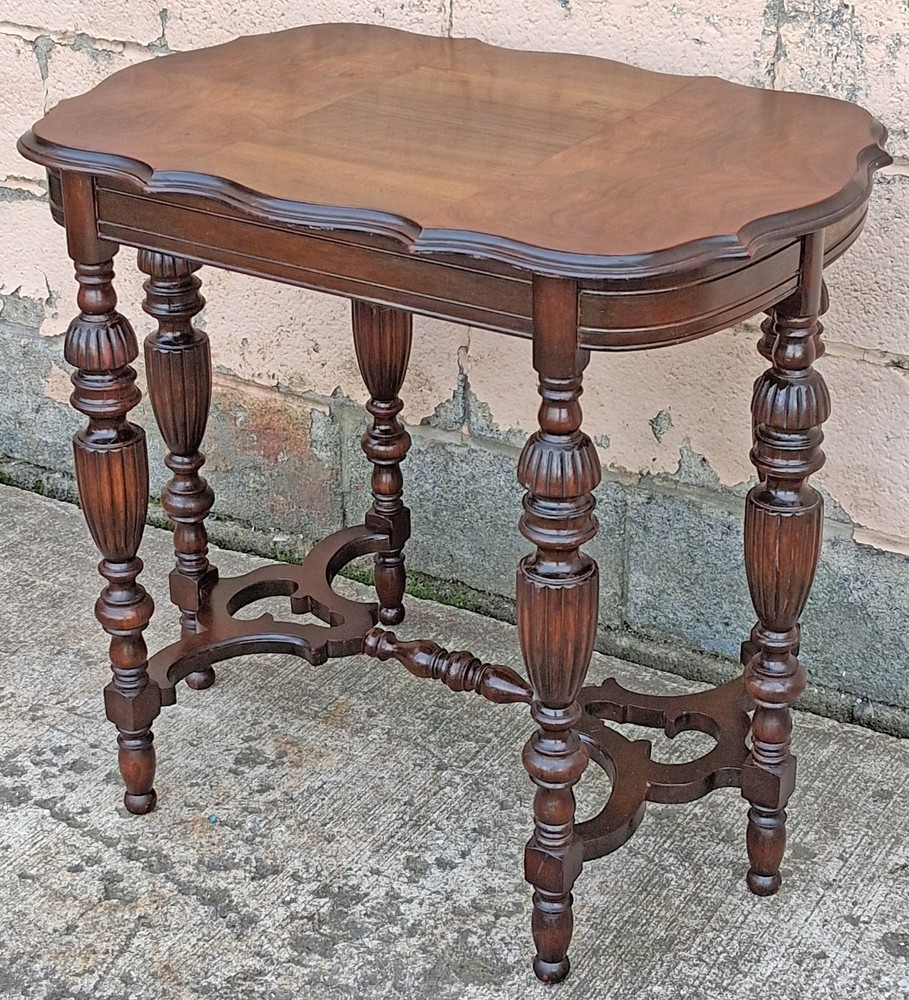 Antique Vintage Old Mersman SOLID Walnut Wooden End Hall Accent Side Table Stand