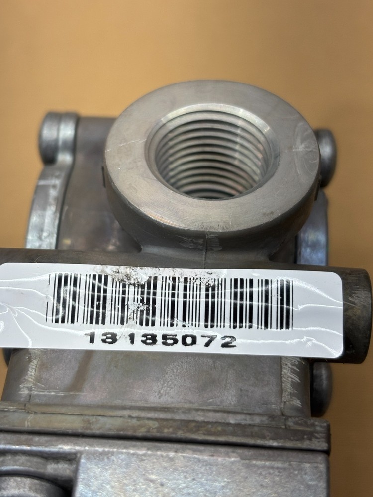 Genuine OEM Bendix BX801481 ABS Modulator Valve Air Brake System