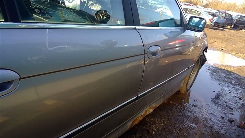 Engine ECM Electronic Control Module Sedan Fits 99-00 BMW 528i 932309