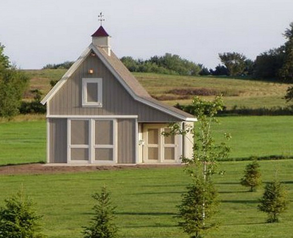5 Mini-Barn Designs - Customizable Little Pole-Barn Plans for Your Backyard (B3)