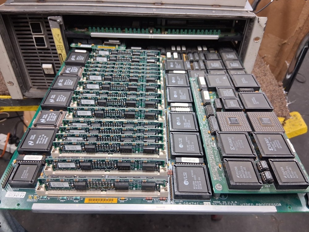 Grass Valley Group DPM 700 Digital Analog Streamline Effects