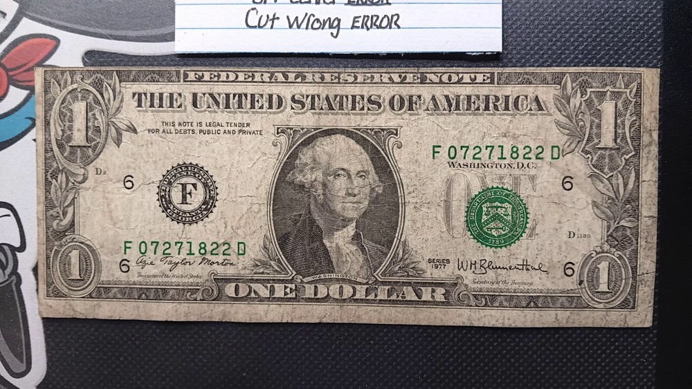 $ 1977 -dollar bill ERROR cut Wrong Off center Very cool Check it out🤔🤗😎