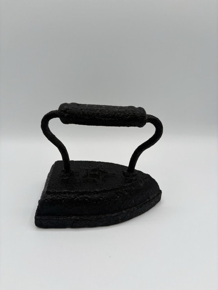 Antique Cast Iron Flat Iron