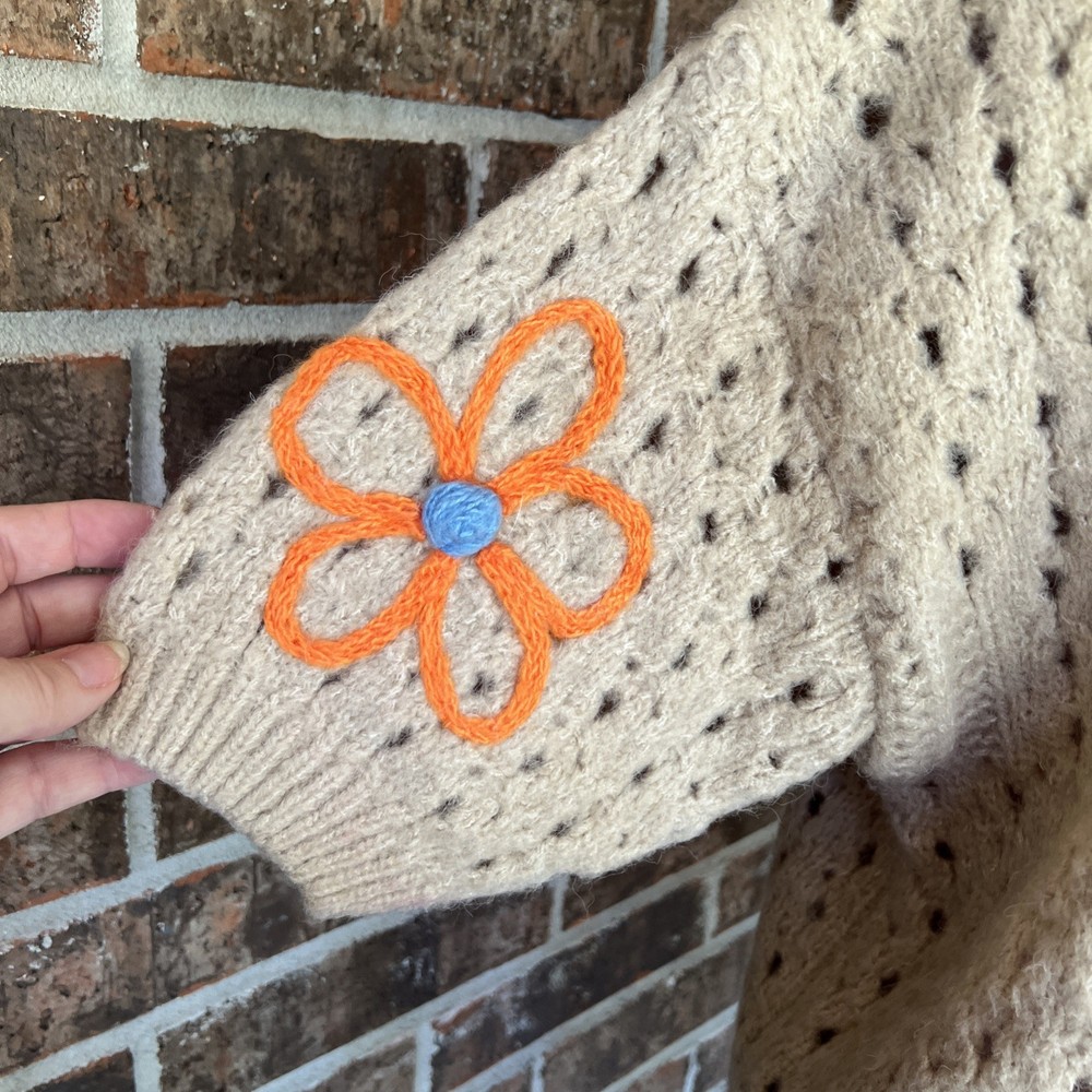 Strut & Bolt Beige Orange Floral Crochet Oversized Pullover Medium Knit