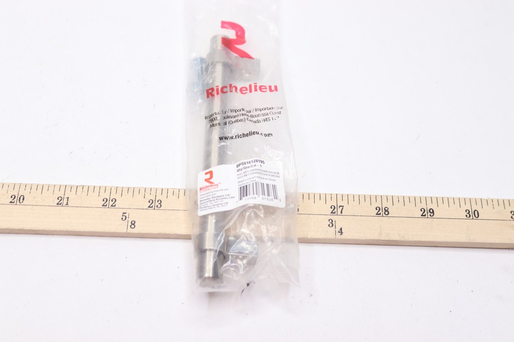 Richelieu Contemporary Handle Pull Brushed Nickel 128mm CC BP5016128195