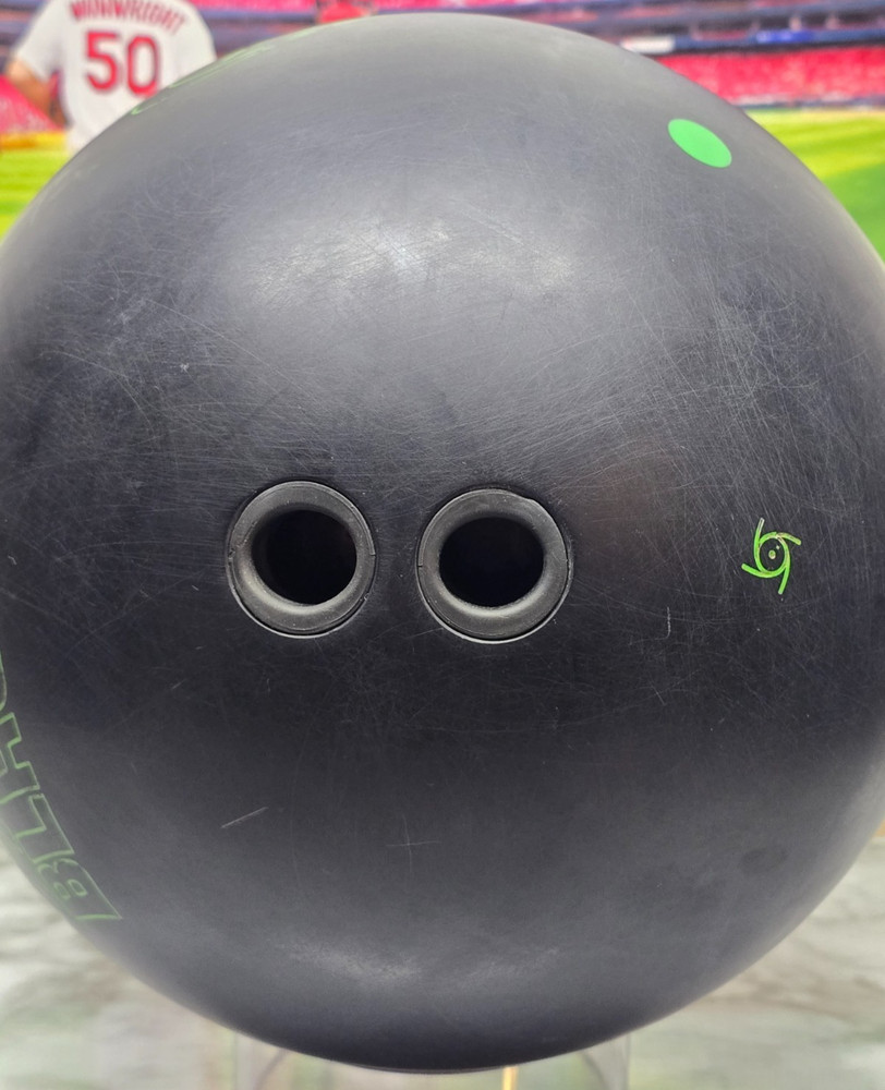 2014 Storm Pitch Black Symmetrical Controll™ Solid Urethane 15lb Bowling Ball