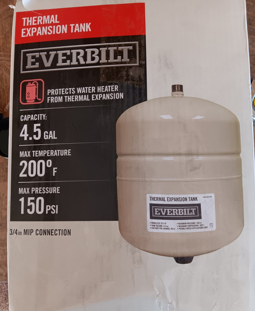 Everbilt 4.5 Gal Thermal Expansion Tank 3/4" MIP Connection