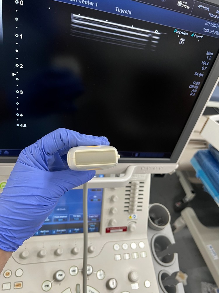 TOSHIBA PVT-604AT Linear Array Ultrasound Transducer