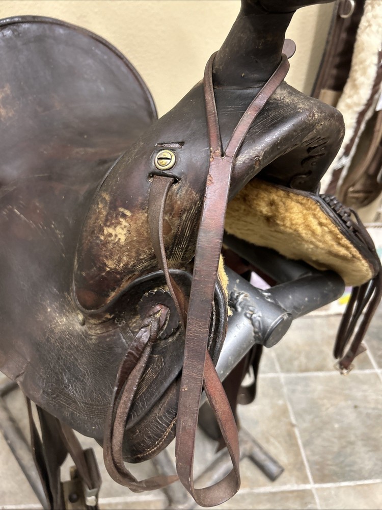 Porter Vintage Saddle