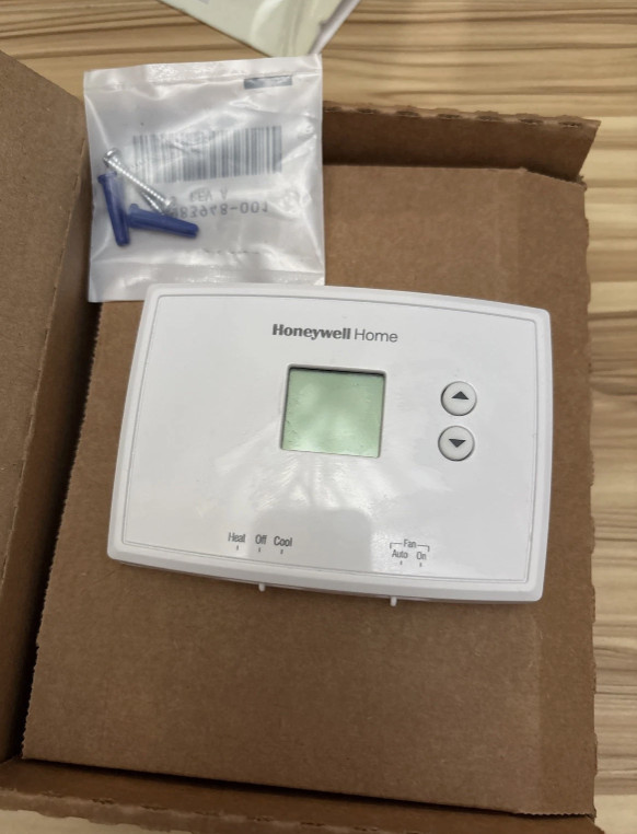 HONEYWELL HOME RTH111B HORIZONTAL NON-PROGRAMMABLE THERMOSTAT