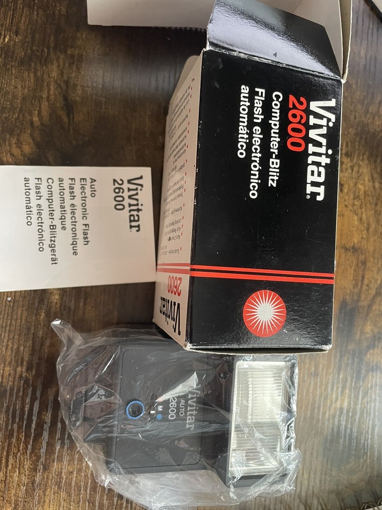 Vivitar 2600 Auto Electronic Flash For Camera Computer Blitz Guide#DIN 21/m:18”