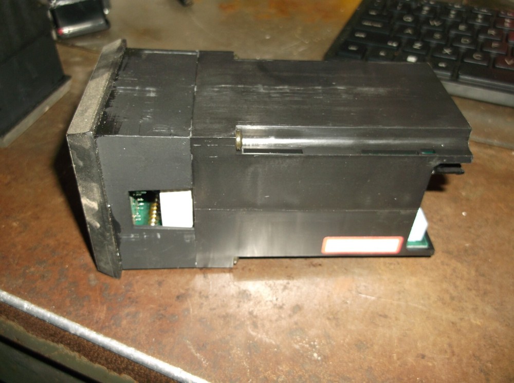 RED LION LIBC2E PANEL MOUNT COUNTER MODULE CONTROLLER (WL7-1)