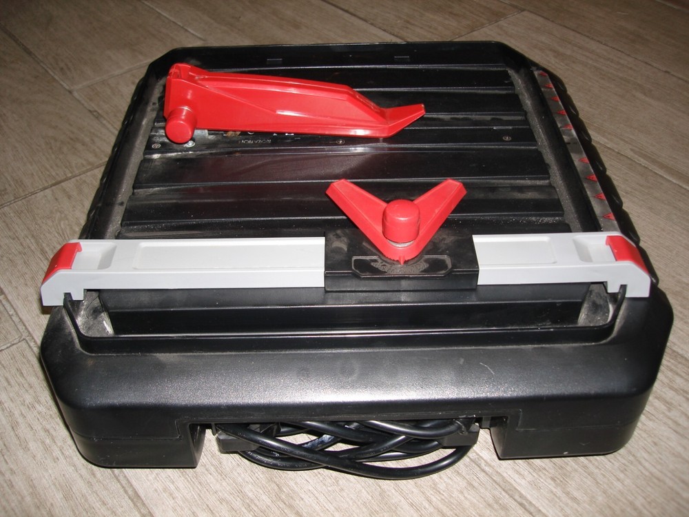 Drill Master 4 1/2” Tile Saw With Wet Tray Complete EUC