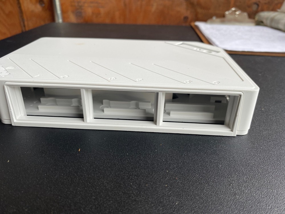 Leviton CAT-41296-MMW MOS Surface Mount Box, White