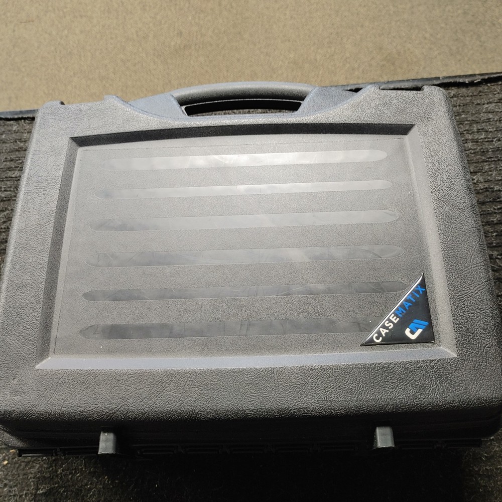 Zoom R8 Multi-Track Digital Recorder Sampler Interface w/ Case