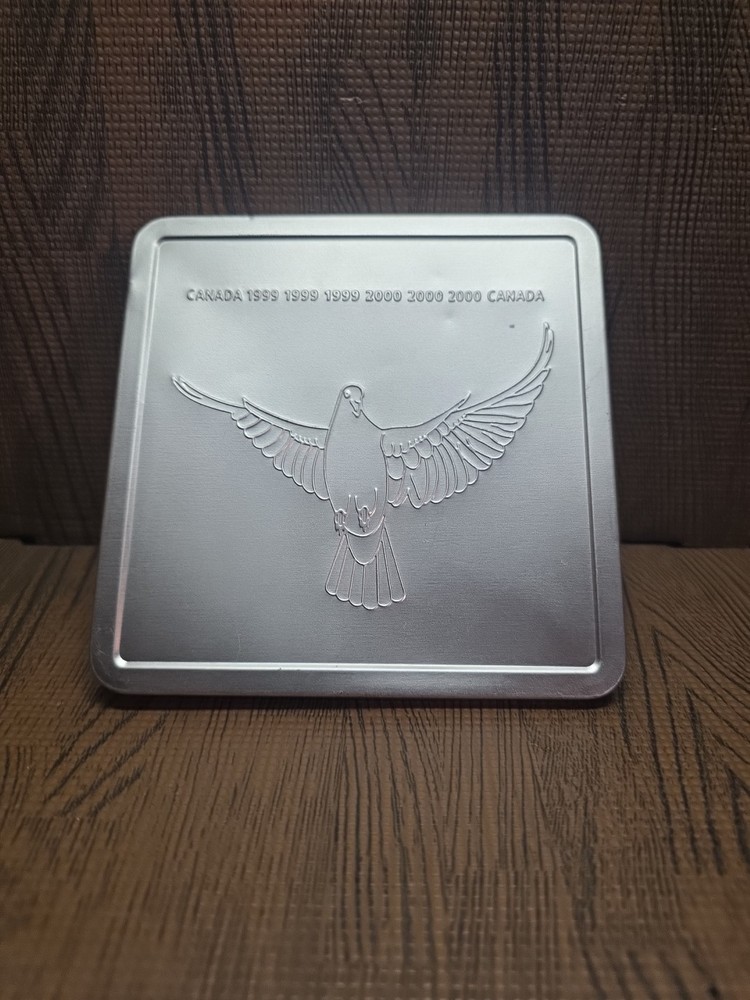 1999 2000 Canada Post Official Millenium Keepsake Stamps & Coin
