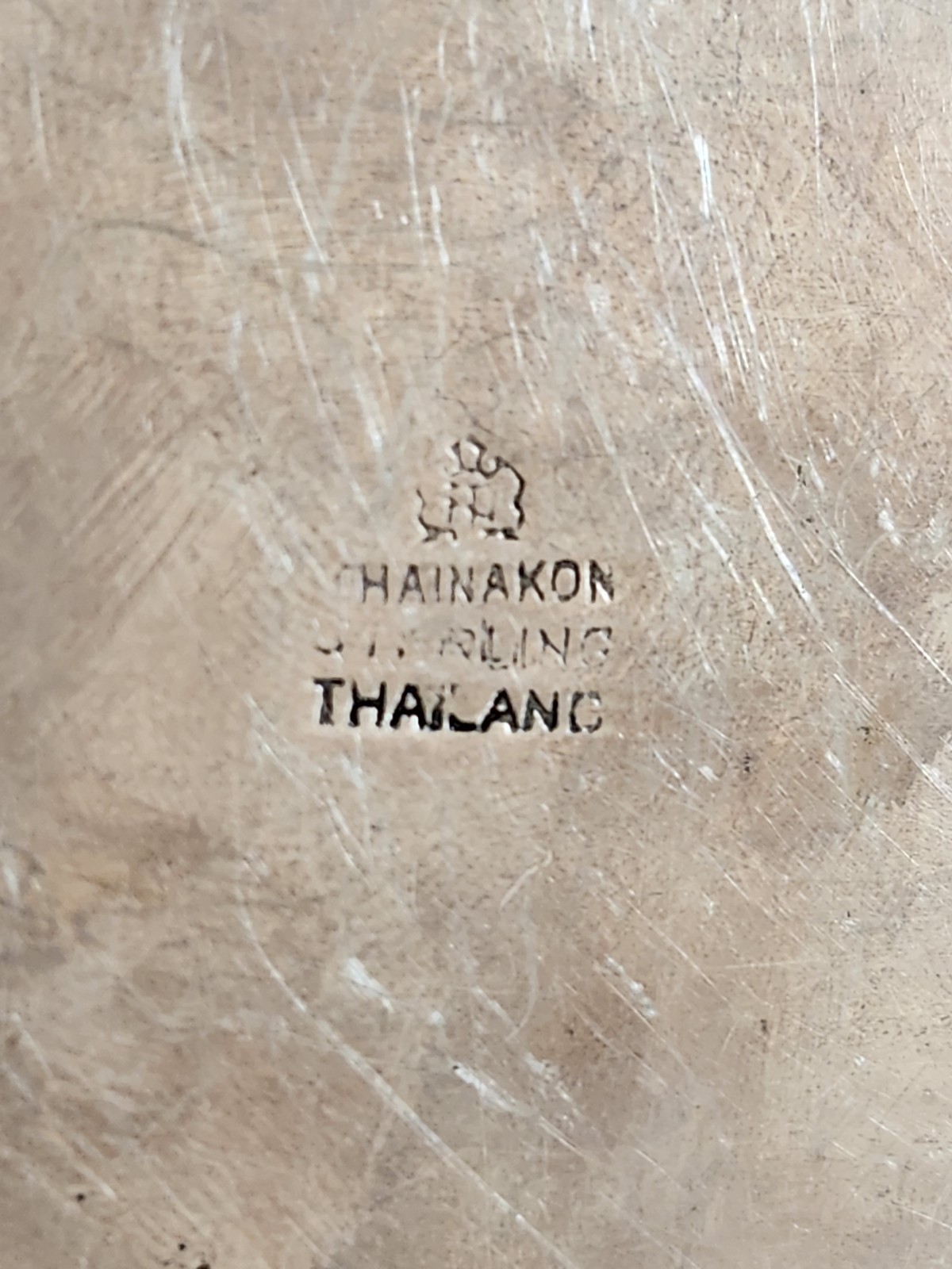 Vintage Sterling Silver Repousse Deity Box Thainakon Thailand Burl Lined 418g