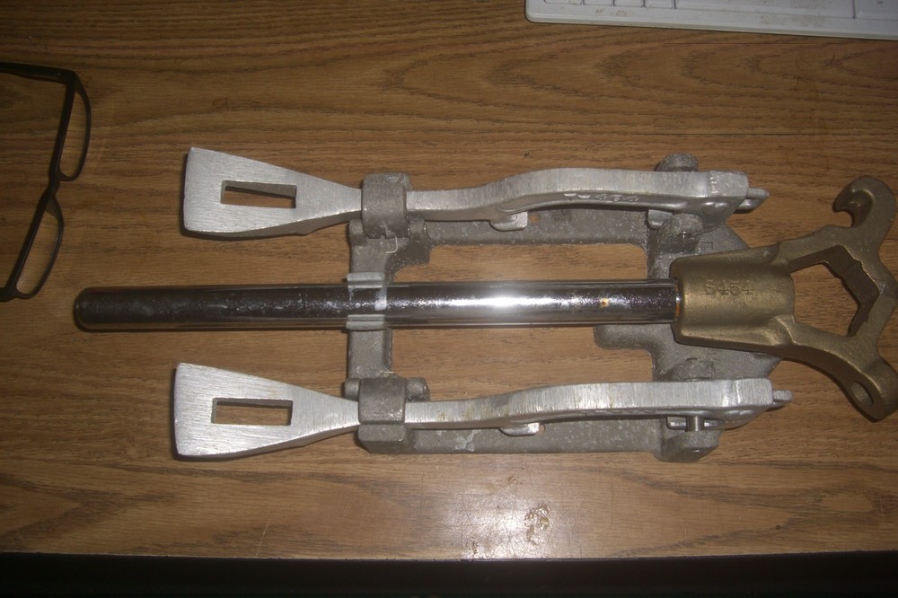NEW Elkhart Spanner & Hydrant Wrench Set