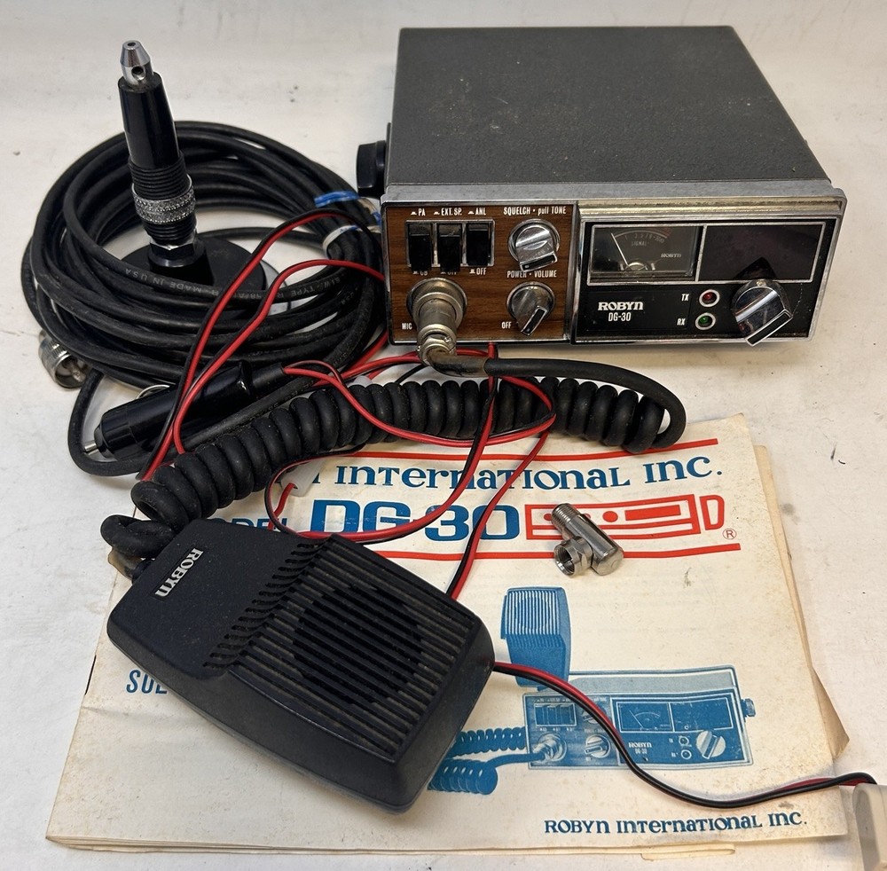 Robyn DG-30 CB Transceiver Base Module Antenna Mic Manual