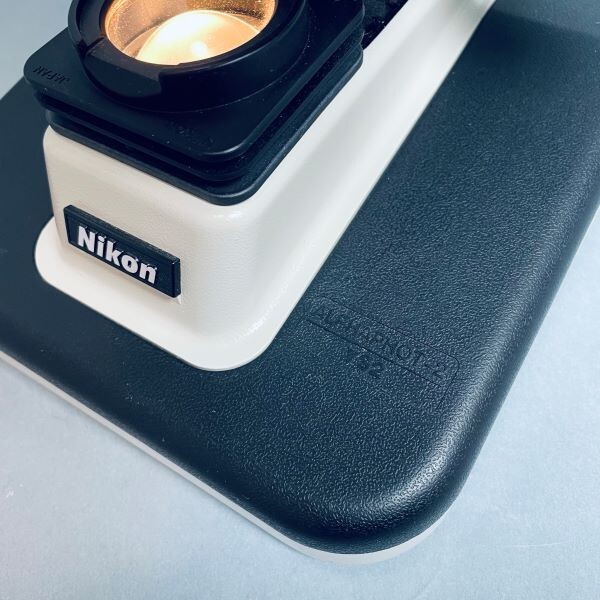 Nikon Alphaphot-2 YS2 Binocular Microscope with Four Objectives