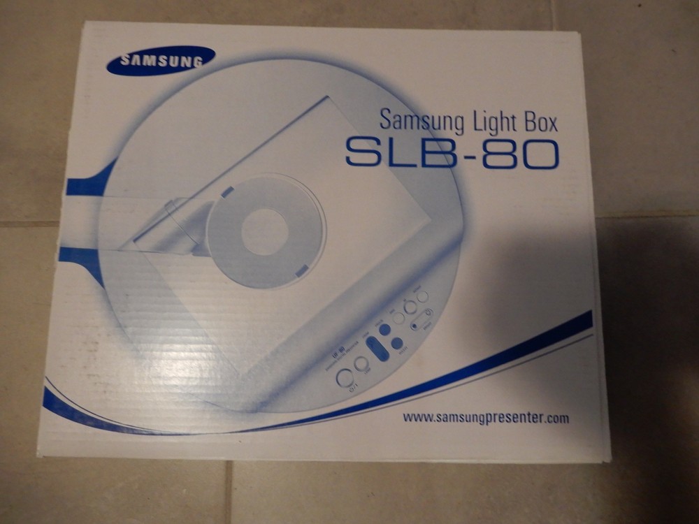 New SAMSUNG Light Box SLB-80 Digital PRESENTER