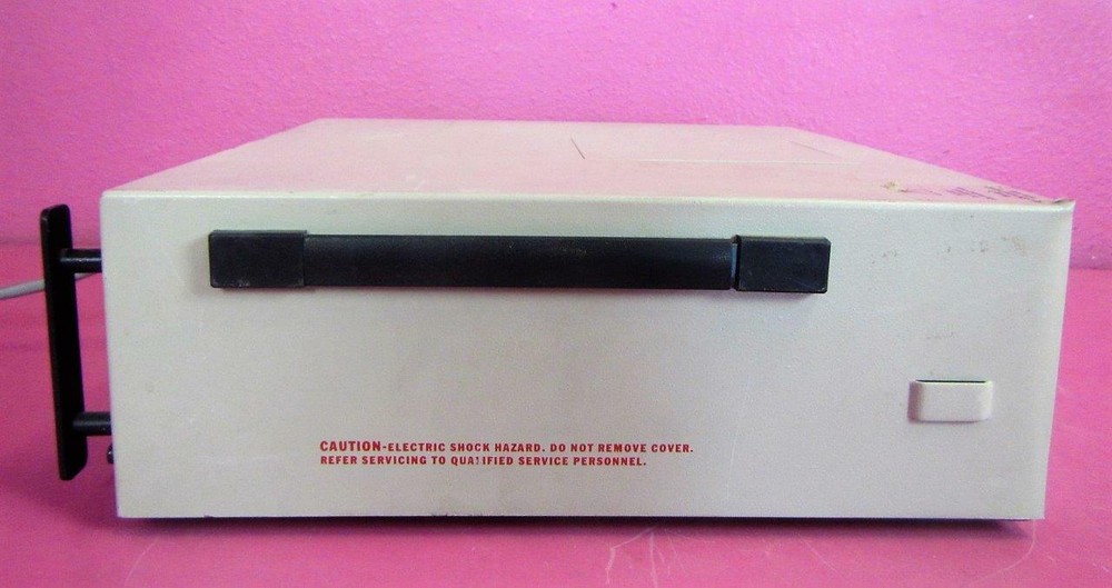 ACMI 1020 Light Supply Endoscopy Endoscopic Surgical Light Source 300 Watt