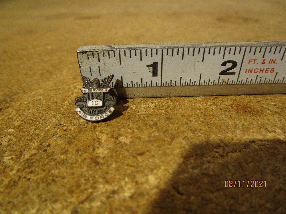 US Air Force Service Pin 10 Years