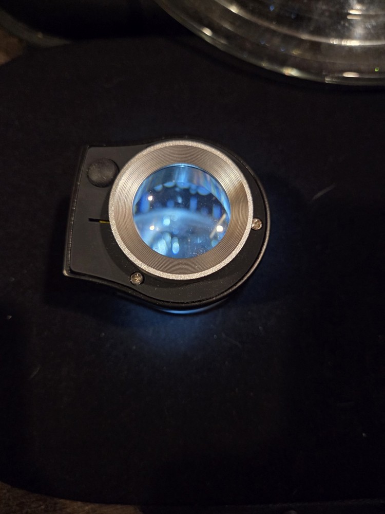 Coin Loupe
