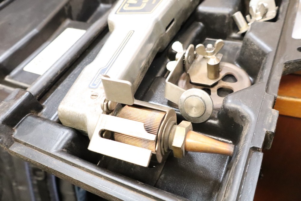 Victor MHT-100 Motorized Hand Torch 12v-dc