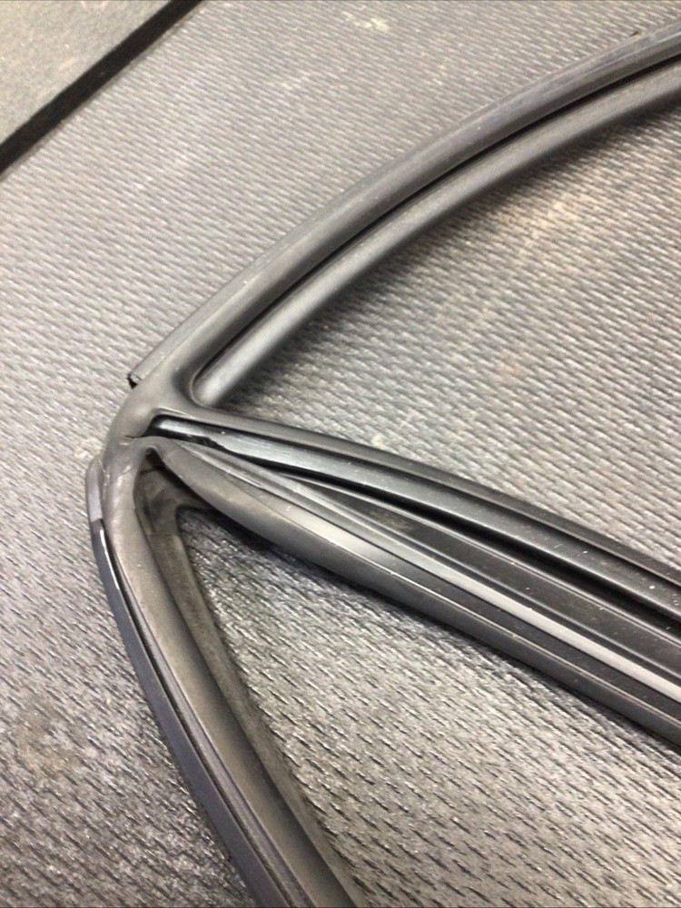 2008 Hyundai Sonata - Left Driver Rear Window Run Channel