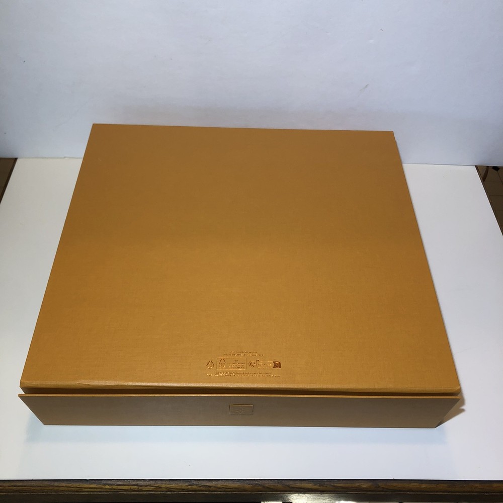Authentic LOUIS VUITTON Empty Gift Storage Gift Box 14.75 x13.75 X 3.25