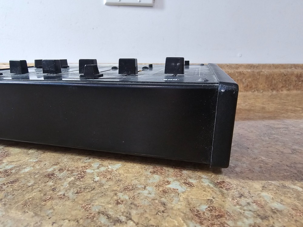 Realistic Stereo Mixing Console Vintage Model 32-1200B Pre-owned