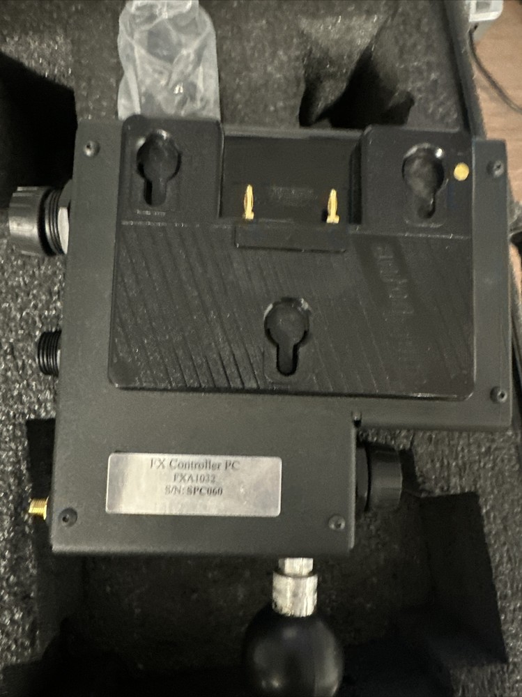 Trimble Fx Controller Pc With Two Xp L90a Batteries