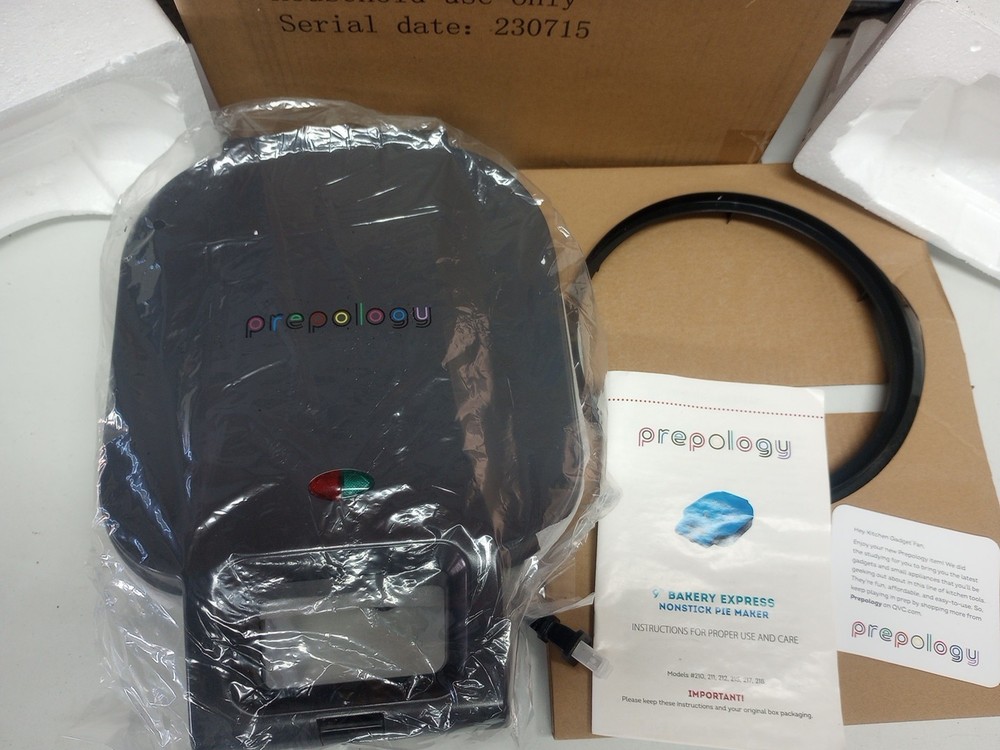 Prepology 9" Nonstick Pie Maker Brand New