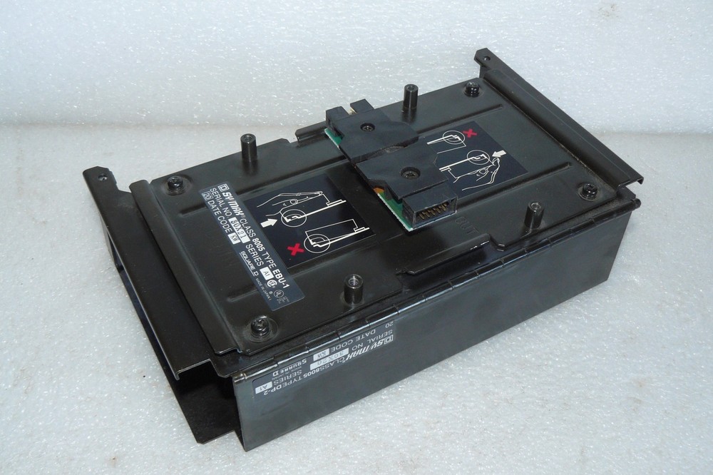 SQUARE D SCHNEIDER ELECTRIC SYMAX CLASS 8005 TYPE EBU-1 EXPANSION BASE UNIT DP-2