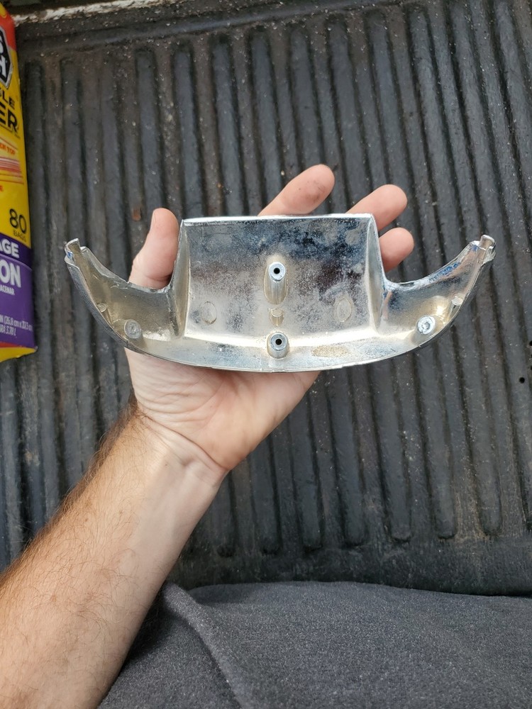 Harley-Davidson HD Fender Emblem Chrome