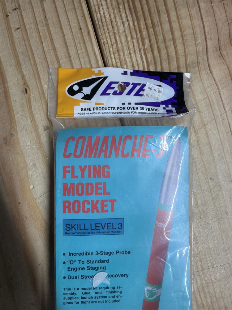 Estes Comanche 3 #1382 3 stage model rocket NEW/SEALED