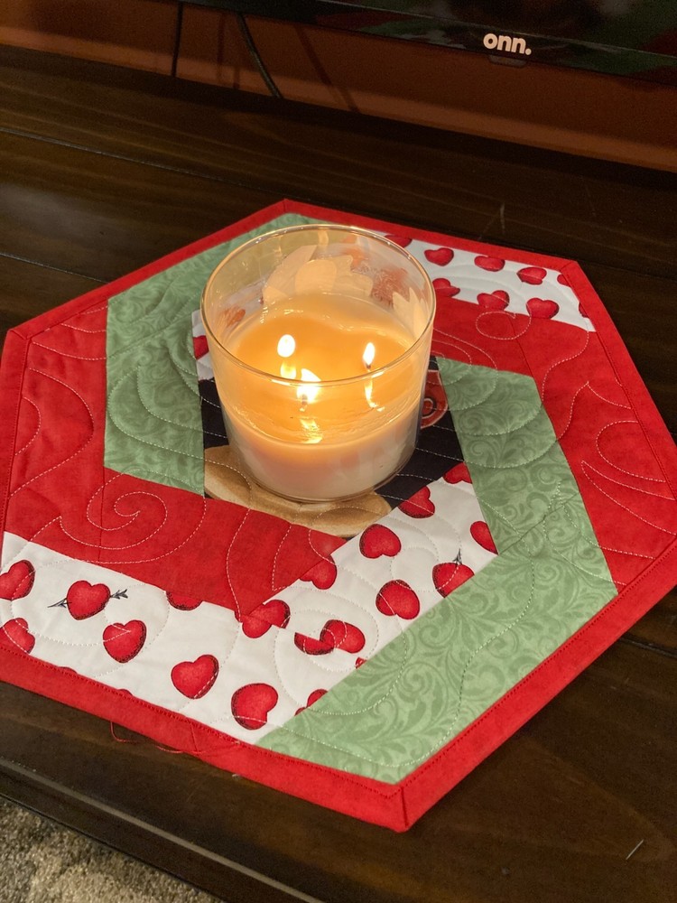 February Cappuccino Love – Quilted Table Topper