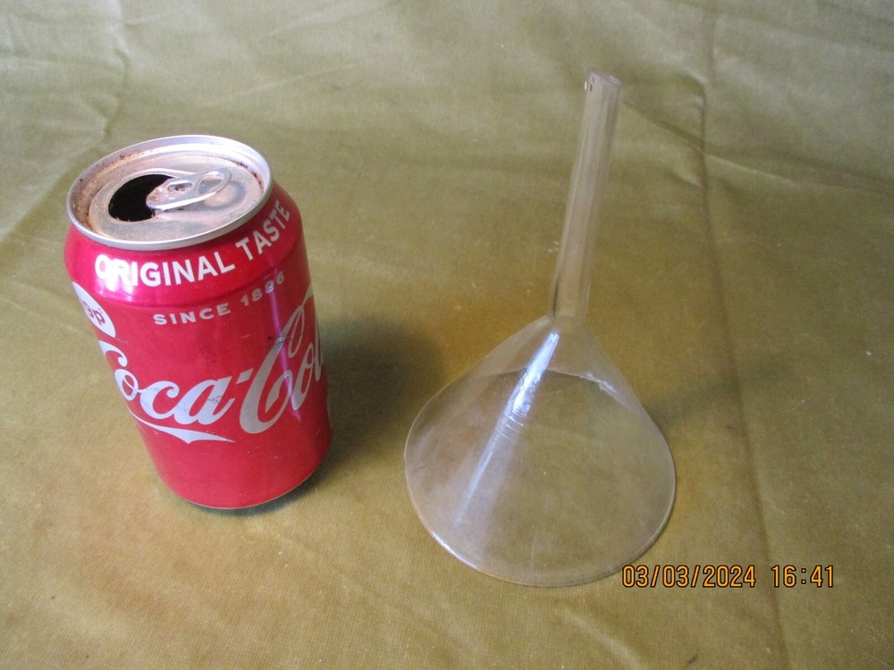 -GLASS LABORATORY FILTER FUNNEL