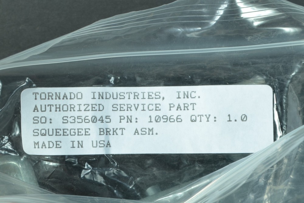 Tornado Squeegee Bracket 10966 for Floor Keeper 33