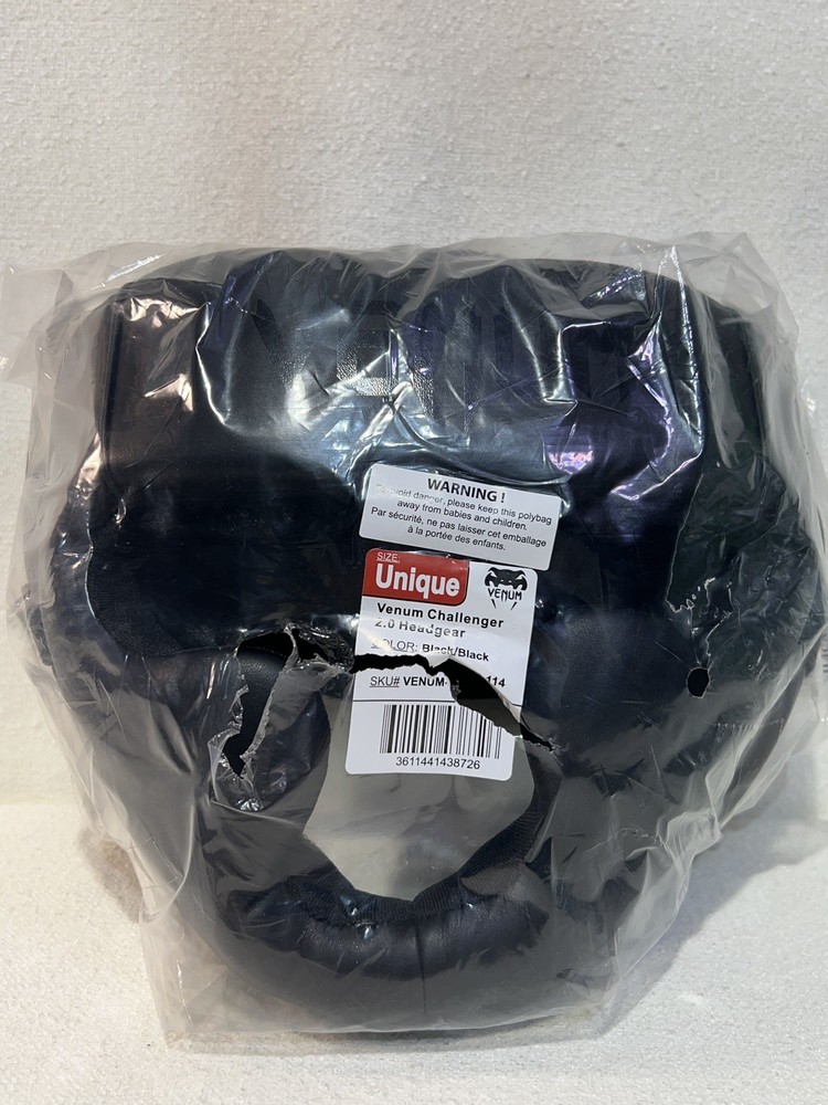 Venum Challenger 2.0 Training Headgear - Black
