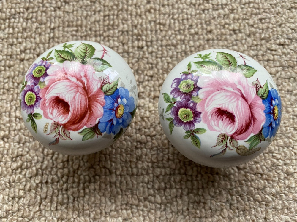 Vintage Porcelain Door Knobs  x2