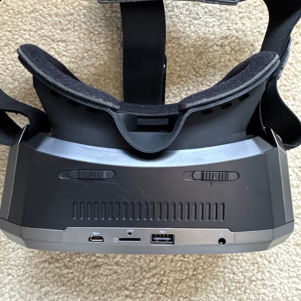 Virtual Reality Headset Powered By Nibiru