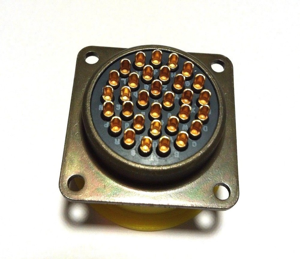 MS3112E18-32P Mil Spec Connector BY ITT CANNON