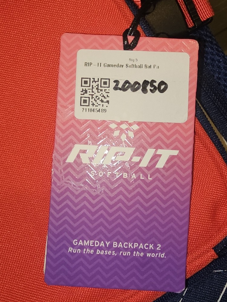 Rip-It Gameday Softball Bat Backpack w/Multiple Compartments & Ventilated Cubby