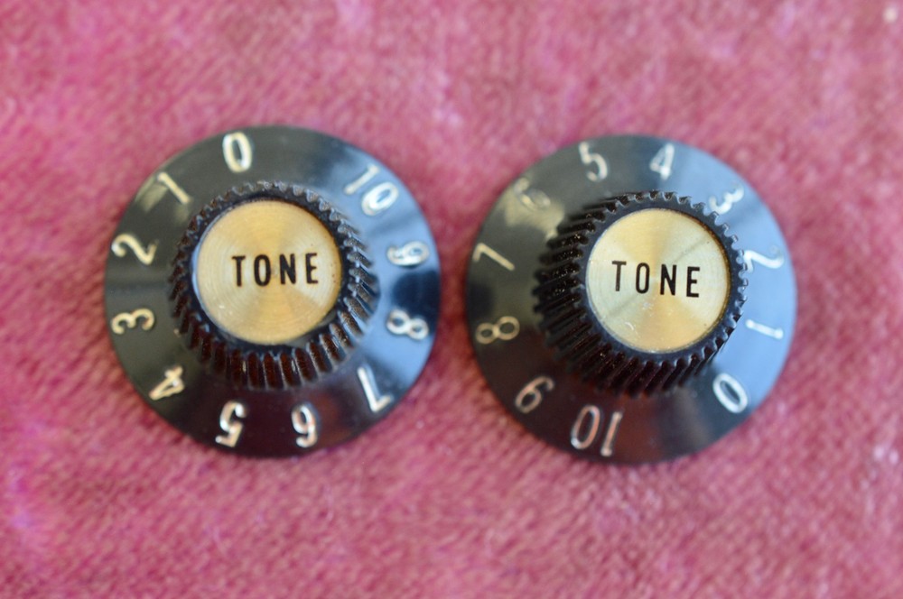 Vintage 1968 Gibson Witchhat Knobs Witch Hat Black Gold Inserts Les Paul Custom!